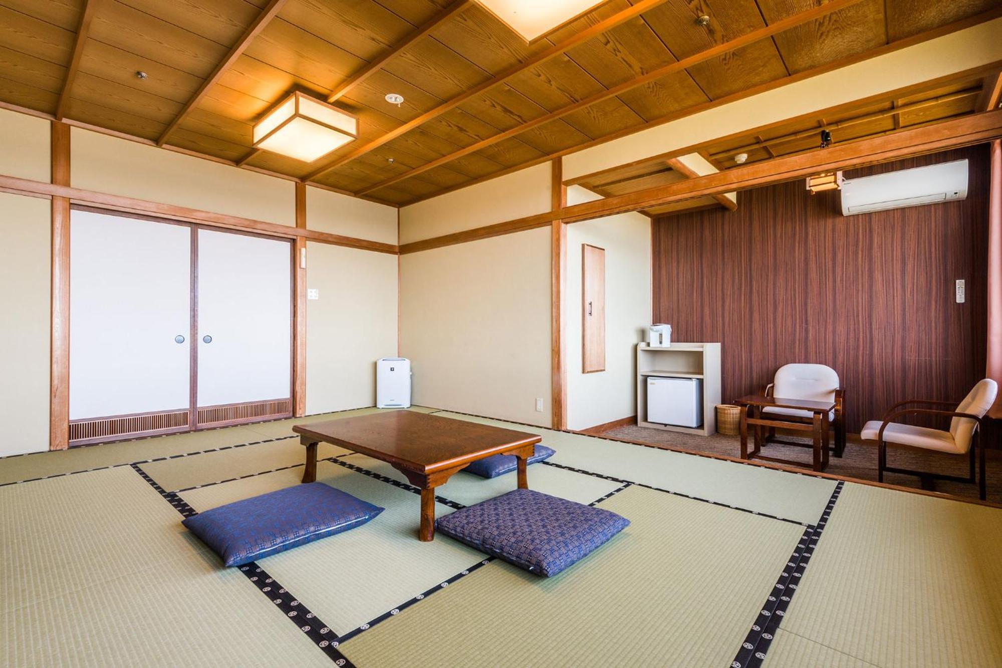 Ooedo Onsen Monogatari Nagayama Hotel Kaga  Exterior photo